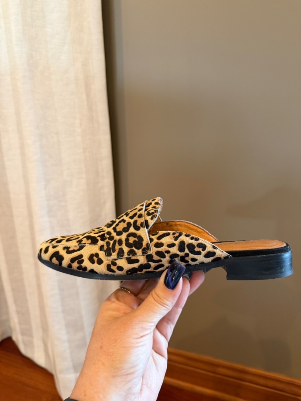 Halogen Violet Leopard Print Genuine Calf Hair Mules, Size 7.5 - Picture 4 of 10